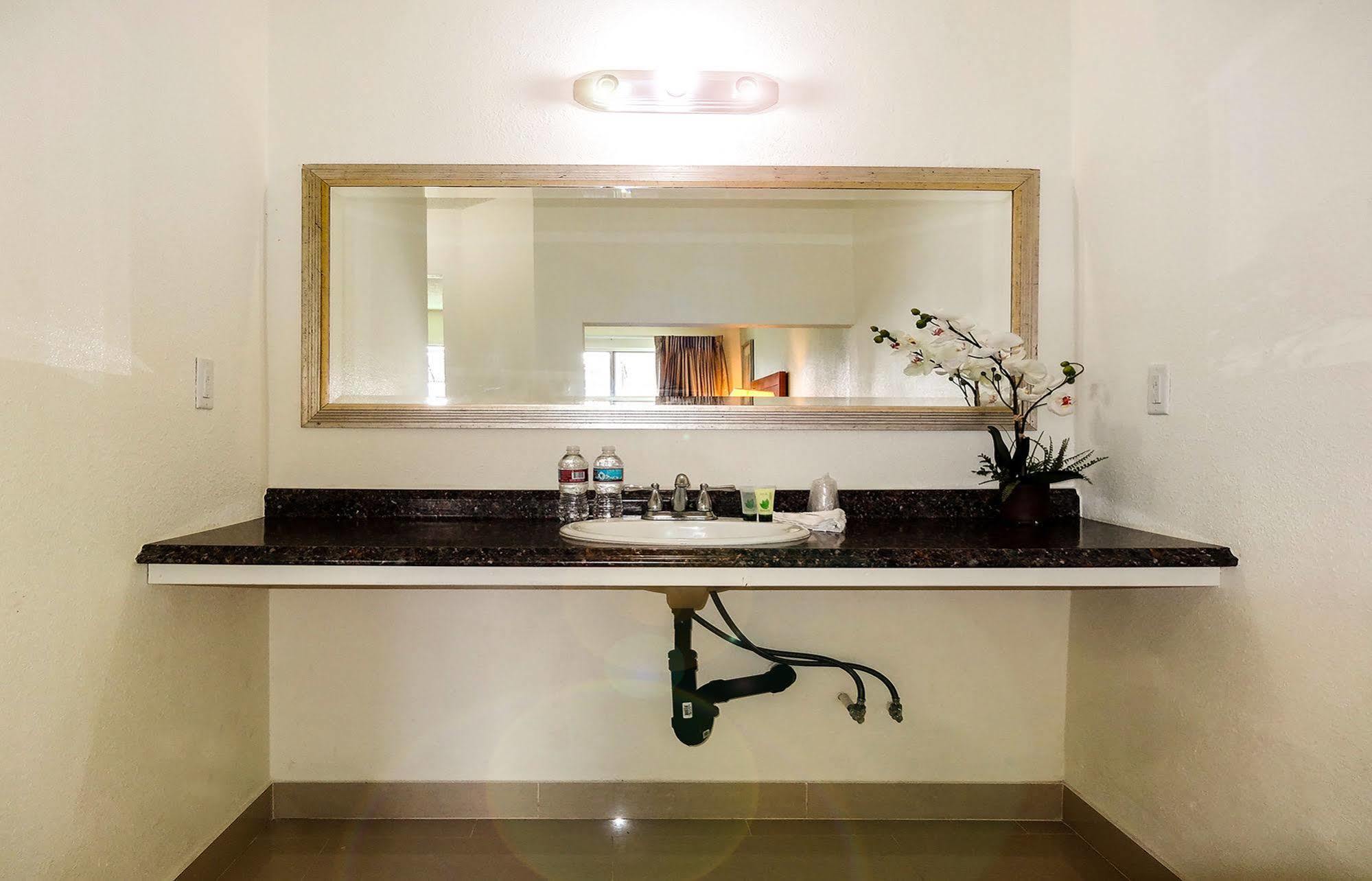 M Motel El Monte Лос Анджелис Екстериор снимка